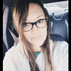 Meet your Posher, Brandy